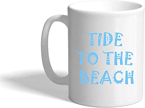 Taza blanca de la taza de café de cerámica de la marea a la playa
