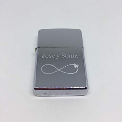 TusPlacas.es Mechero Personalizado Tipo Zippo. Personalizado con Foto y Nombre. Acero Inoxidable. Regalo Original para Bodas, Hombres. SIN Gasolina Bolsita de Tela de Regalo (Plateado)