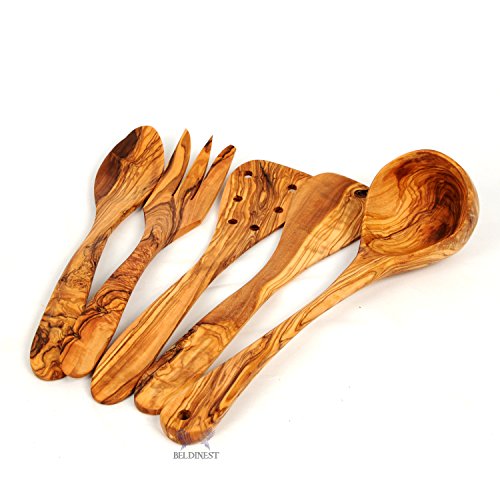 Venta. Juego de cinco ktchen utensilios de cocina hecho a mano con madera de olivo: cuchara y tenedor (cubiertos para servir ensalada), Set de 2 spatulats y grande Cucharón